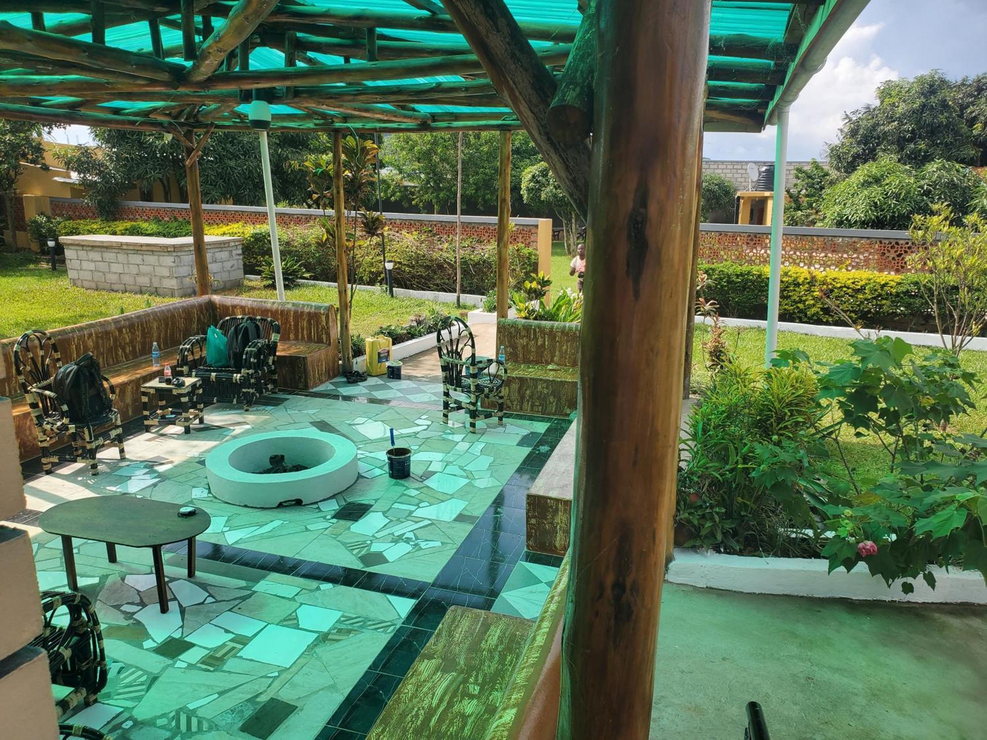 Guest house Gorilla African 2*