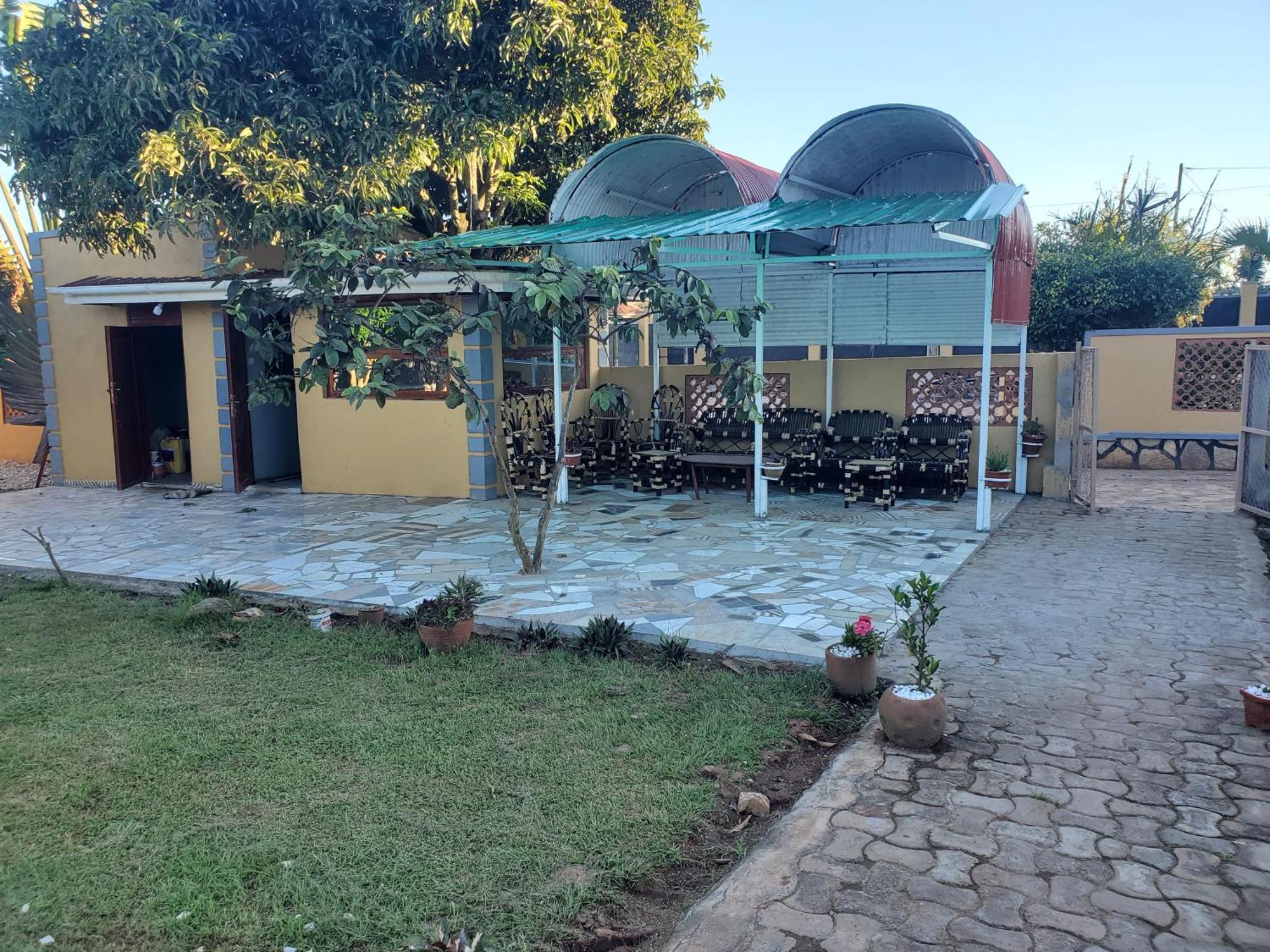 Guest house Gorilla African 2*
